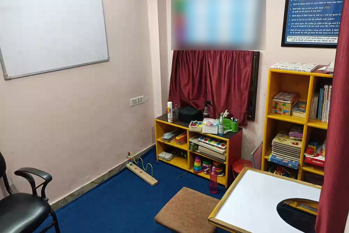 Speech therapy room with learning toys and books at Upkar clinic, Govindpuram, Ghaziabad